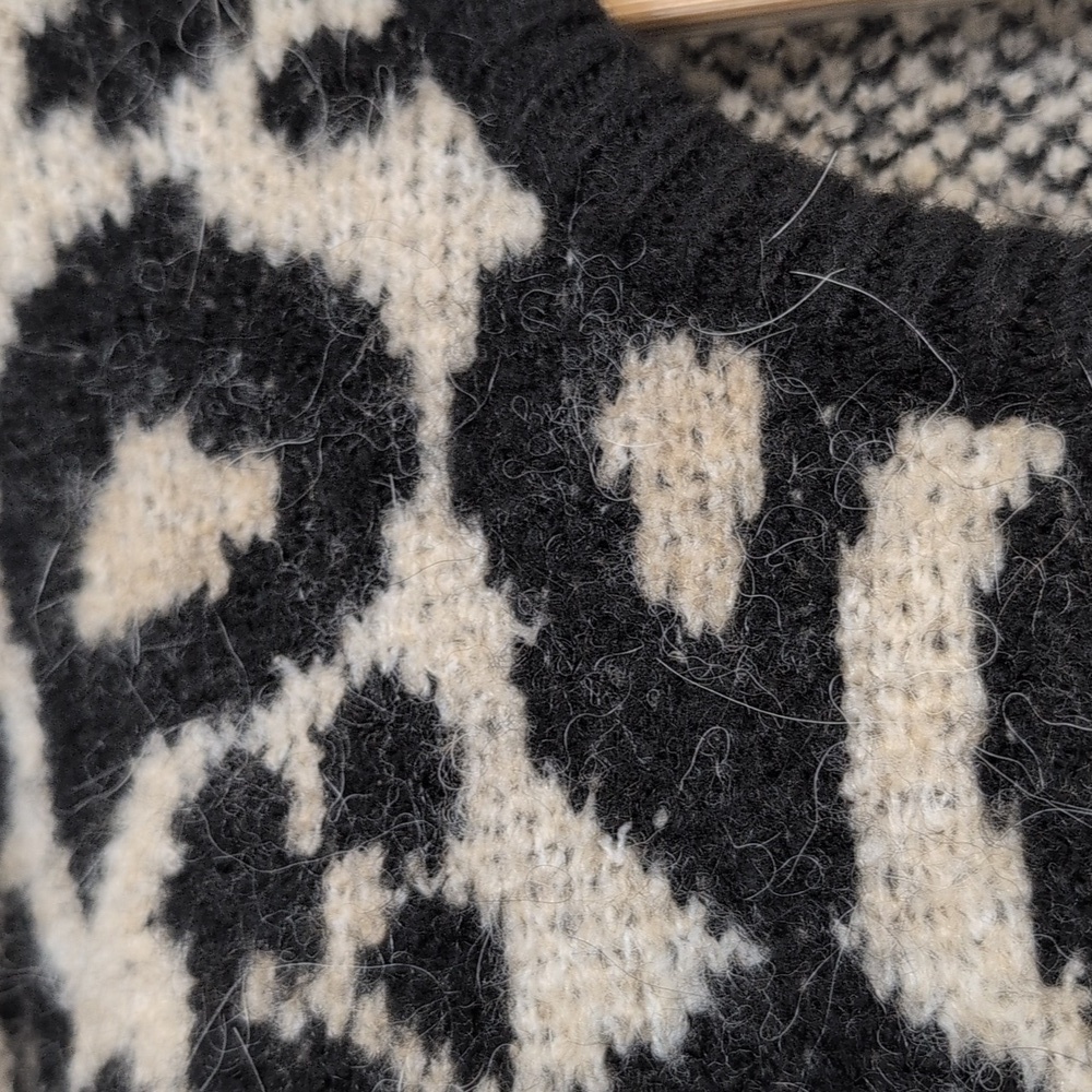 SUPERDRY ANINAL PRINT CHUNKY SWEATER SIZE 10 - Picture 7 of 9